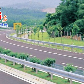 都昌供应公路护栏板厂定做喷塑防撞栏湖口公路工程施工中