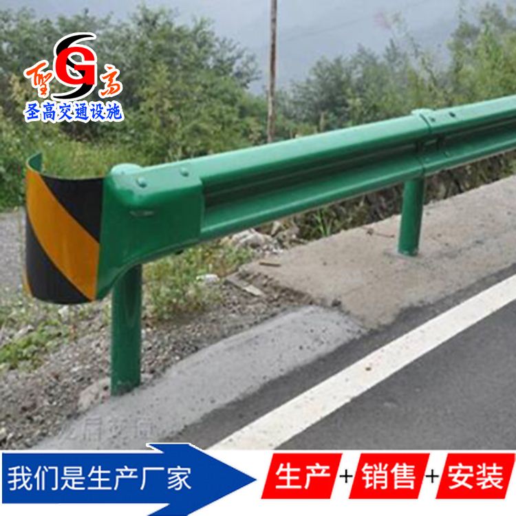 德宏梁河批发道路两侧防撞栏_双波护栏板包安装