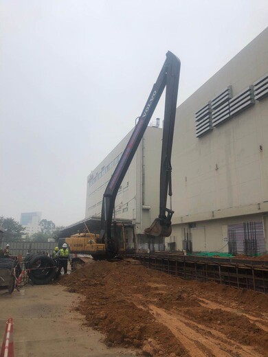 惠州13米加长臂挖机出租公司