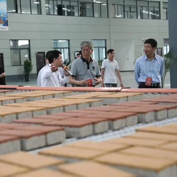 陶瓷透水磚的保水性，河南眾光透水磚一平米儲存12公斤水