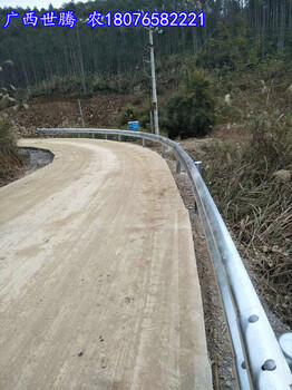 西林县波形护栏乡村公路常规护栏价格