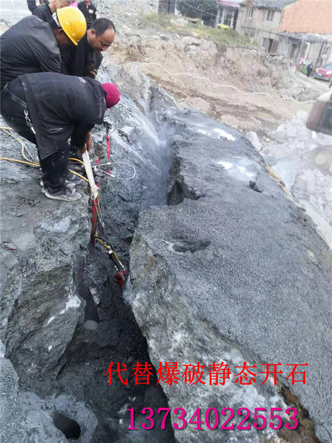 土石方工程不能爆破怎么破碎石头产量怎样