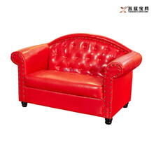 藤县会所家具-美式红色皮拉扣扶手沙发