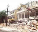 上海专业工程拆除，酒店拆除，厂房拆除，办公楼拆除图片