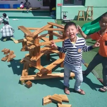 淄博可凡玩具有限公司幼儿园大型户外碳化积木玩具厂家