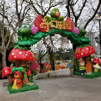 精心設(shè)計(jì)門頭裝飾店鋪可采用玻璃鋼門頭雕塑雕塑定制