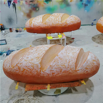 襄阳生产港粤雕塑玻璃钢面包雕塑面包门头装饰发光面包色泽光润