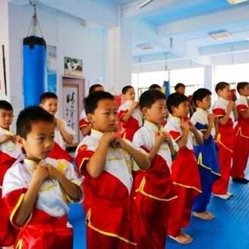 苏州暑假班--搏击者少儿武馆，提高孩子自信心和勇气