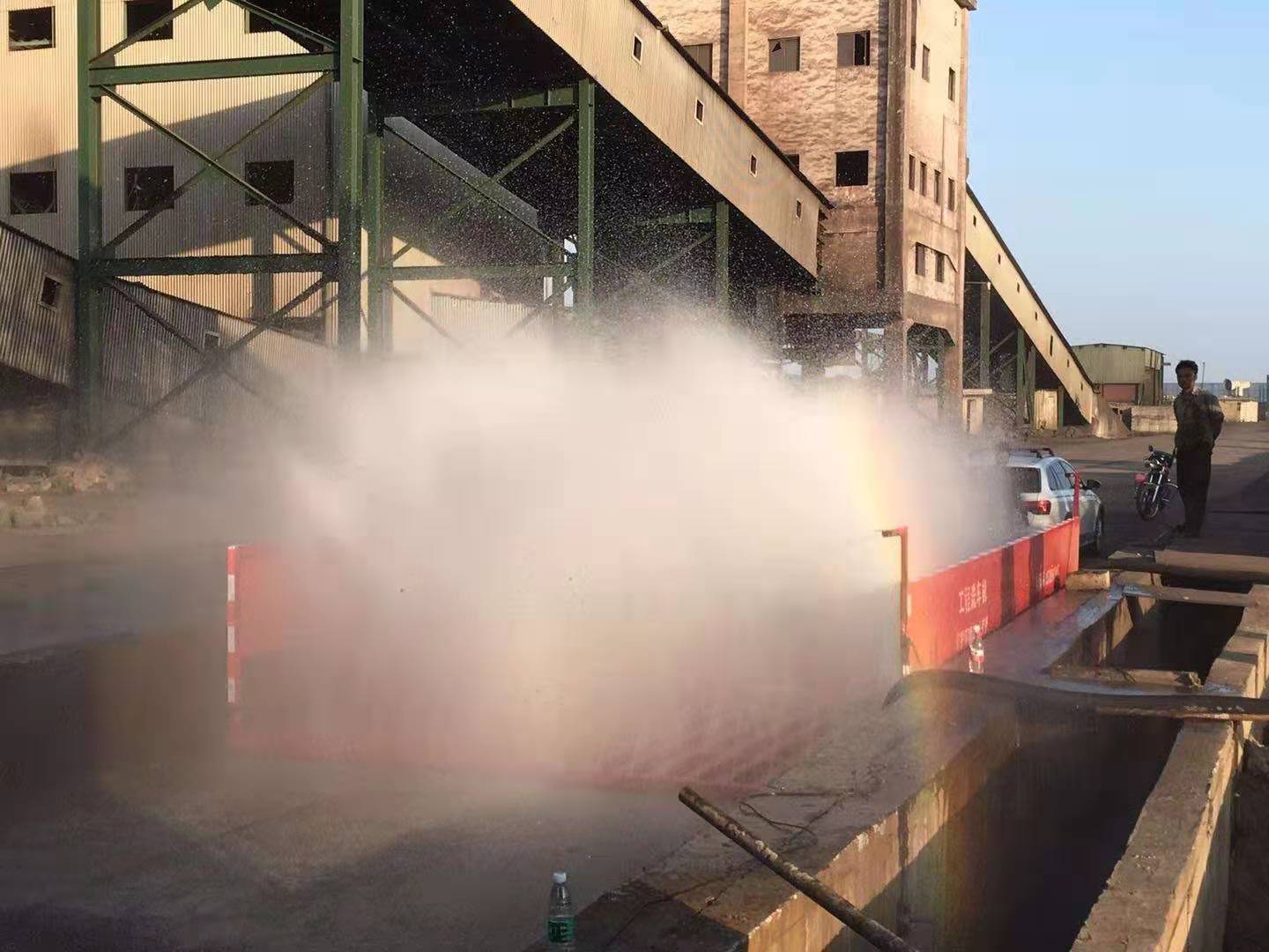 南昌市工程车洗车机转场方便建筑工地全自动冲洗平台