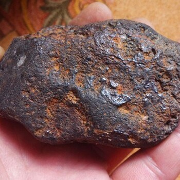 镍铁陨石值多少钱交易成功记录