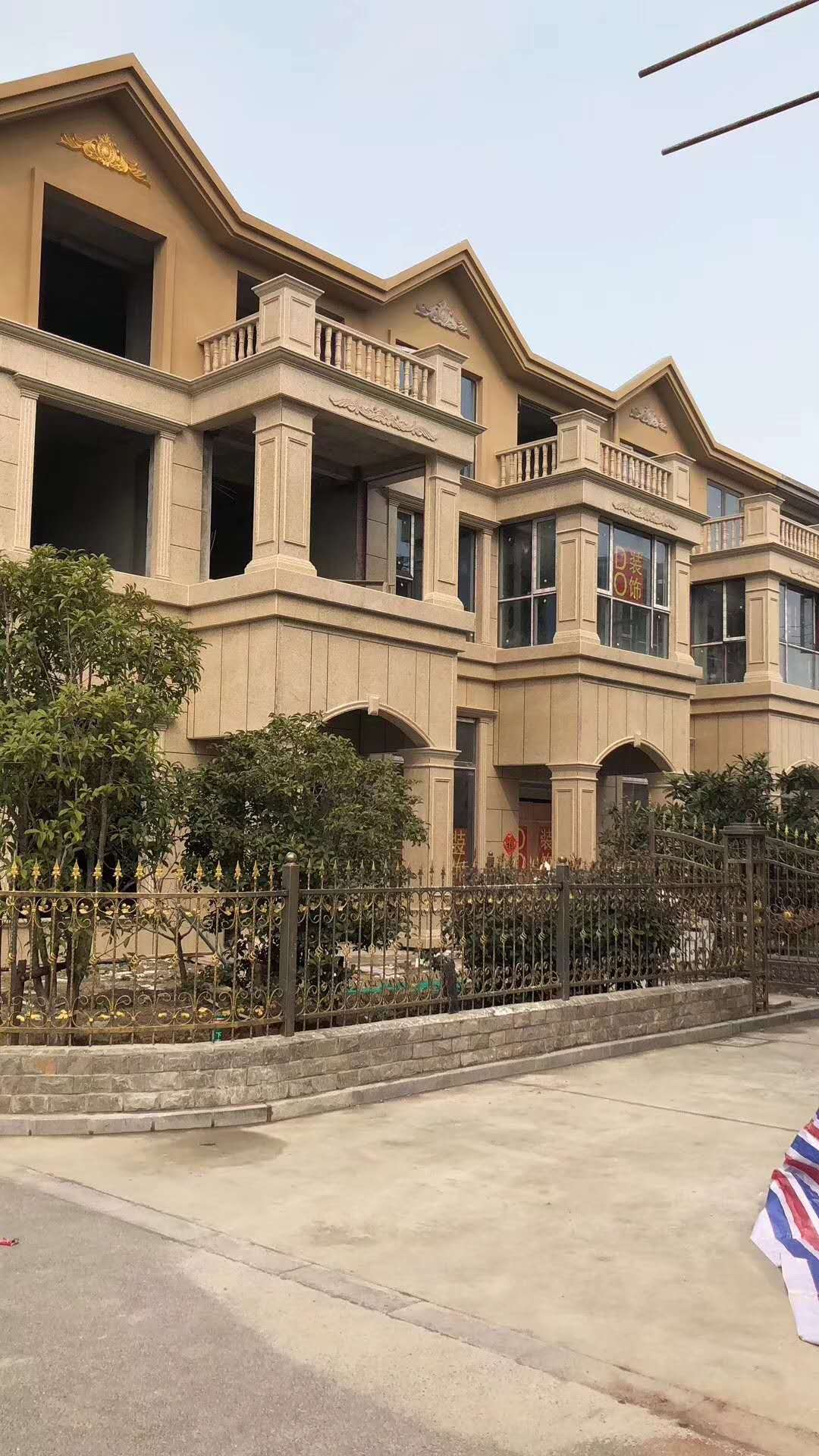 欧式罗马柱系列门窗套线板饰花园林浮雕装饰天然石喷漆工程外墙翻新