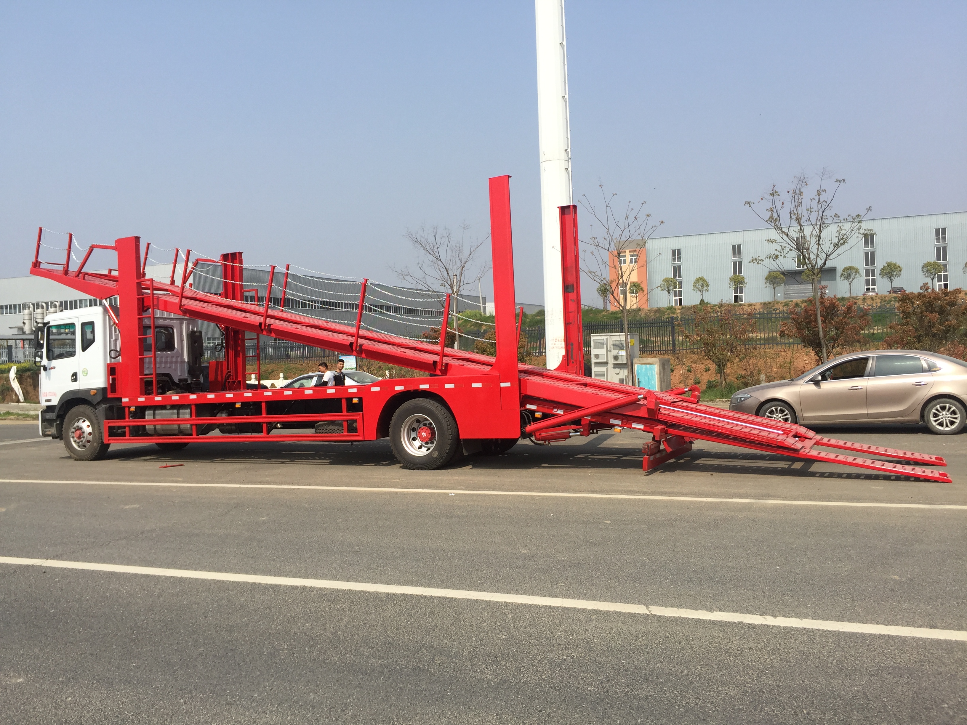 平板道路清障车_清障运输车