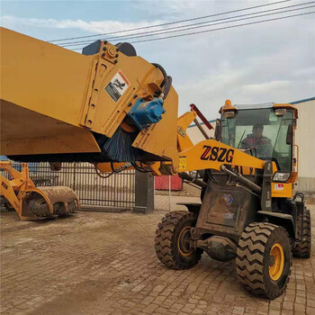 掃路機(jī)掃雪機(jī)定做廠家前進(jìn)封閉式掃路器斜角清掃器規(guī)格型號(hào)