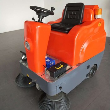 小巧美观座驾电动扫地车喷水吸尘驾驶式扫地机经济实惠型