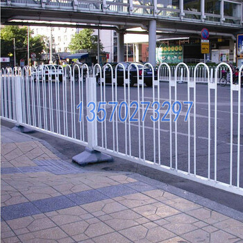 佛山非機(jī)動(dòng)車(chē)隔離欄批發(fā)廣州市政道路護(hù)欄路側(cè)防撞護(hù)欄樣式