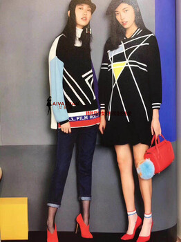 廣西南寧時(shí)尚品牌折扣女裝尾貨女裝批發(fā)
