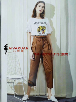 2019夏季品牌折扣女裝印花短袖T恤百搭打底衫批發(fā)