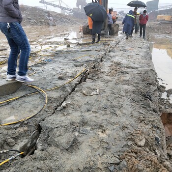 河北竖井破除硬石头裂石器