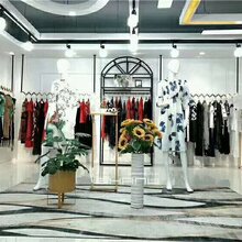 广州伊曼服饰品牌尾货剪标女装货源走份批发图片