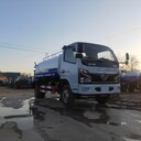 山東大型灑水車灑水霧炮車霧炮噴灑車驗(yàn)車付款