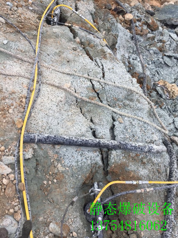 石材荒料板材开采劈裂机公司武威市