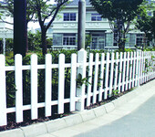 PVC道路护栏,PVC栅栏,草坪护栏,花坛护栏,绿化护栏,道路护栏
