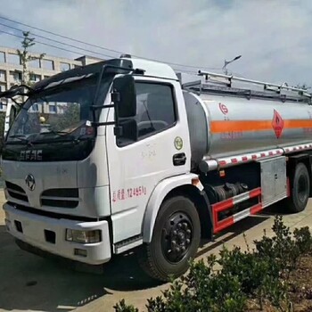 东风多利卡8.5吨危险品运输车油罐车（整车不超重）