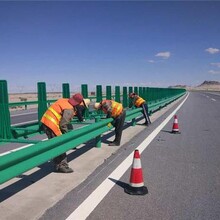 江西波形护栏公路护栏工厂生产波形梁护栏生产