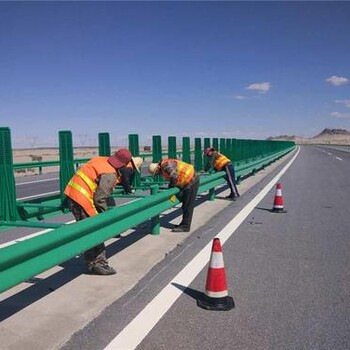 江西波形护栏公路护栏工厂生产波形梁护栏生产