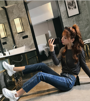 河南哪里有尾貨工廠女裝時尚牛仔褲批發(fā)地攤牛仔褲尾貨處理秋冬牛仔褲哪里有小腳褲