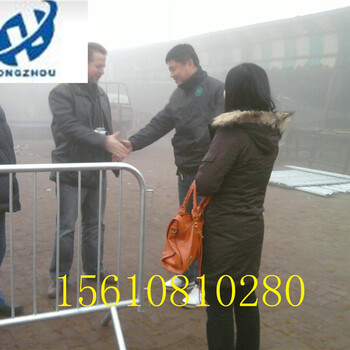 批發(fā)生產(chǎn)高速公路護(hù)欄網(wǎng)移動(dòng)護(hù)欄網(wǎng)機(jī)場(chǎng)防護(hù)網(wǎng)廠家