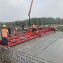 高速高架橋面輥軸式攤鋪機(jī)10米11米12米橋面鋪裝整平機(jī)