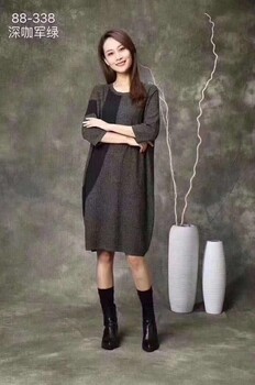 歐洲站毛衣義烏篁園服裝市場笛吶女裝批發(fā)廠家品牌折扣女裝店加盟