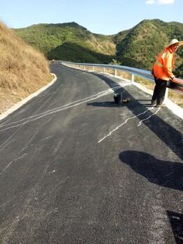 云南哪里有卖波形护栏的厂家乡村道路护栏高速公路防撞护栏