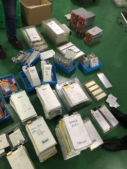 浦东新区软包锂电池回收工厂大批库存电芯估价打包