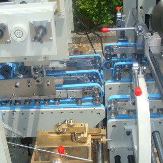 东莞华杰机械供应多功能780W型全自动糊盒机图片6