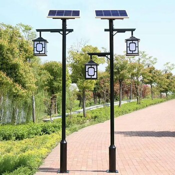 贵阳市平南县太阳能路灯生产高杆灯专业生产