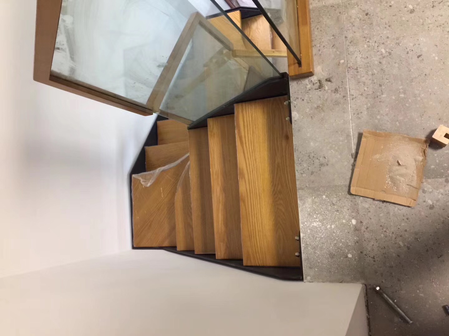 玻璃楼梯吉林双梁楼梯