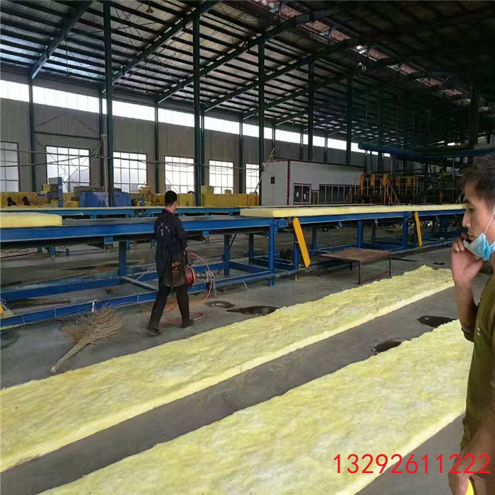 陕西汉中西乡县钢结构厂房离心玻璃丝绵供应龙飒玻璃棉条 岩棉条 发货