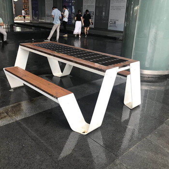 深圳中赛创厂家生产一款可以手机充电的休闲椅