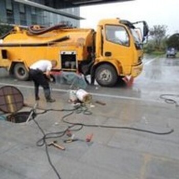 上海宝山区抽粪化粪池清理高压车清洗下水管道