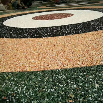 汕头潮阳区彩色陶瓷颗粒防滑路面胶粘石地坪施工队工艺方案方法