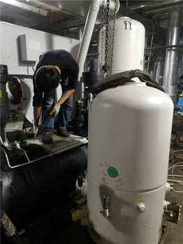 宏力水源热泵机组进水维修 比泽尔CSH7551-70压缩机维修