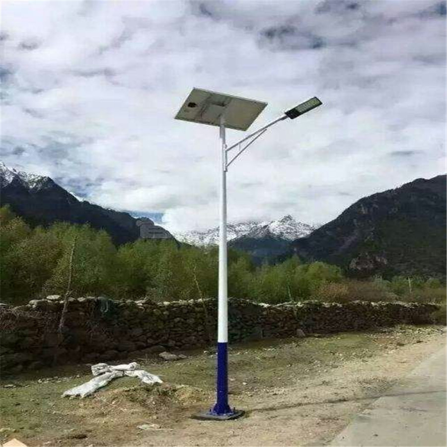 鹤壁太阳能路灯厂家，鹤壁太阳能路灯常用规格