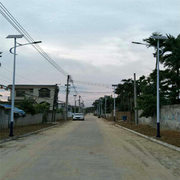 周口太陽(yáng)能路燈電池在哪里，周口太陽(yáng)能路燈質(zhì)保三年