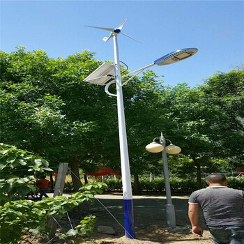 臨汾太陽能路燈電池在哪里，臨汾太陽能路燈使用壽命多少年