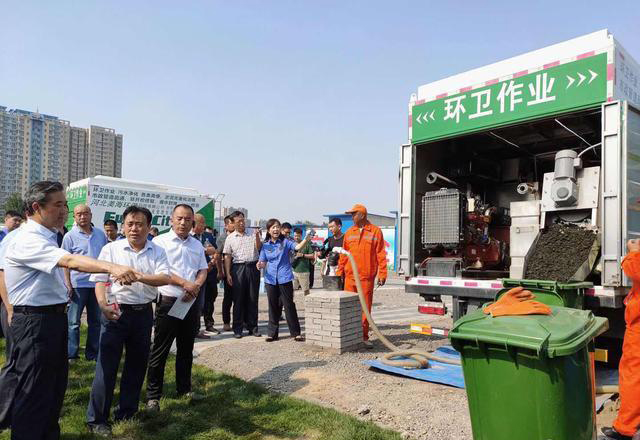 临汾空气净化车广州环卫吸污净化车