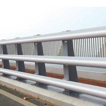 七夕山东省济南市高速公路声屏障施工产品