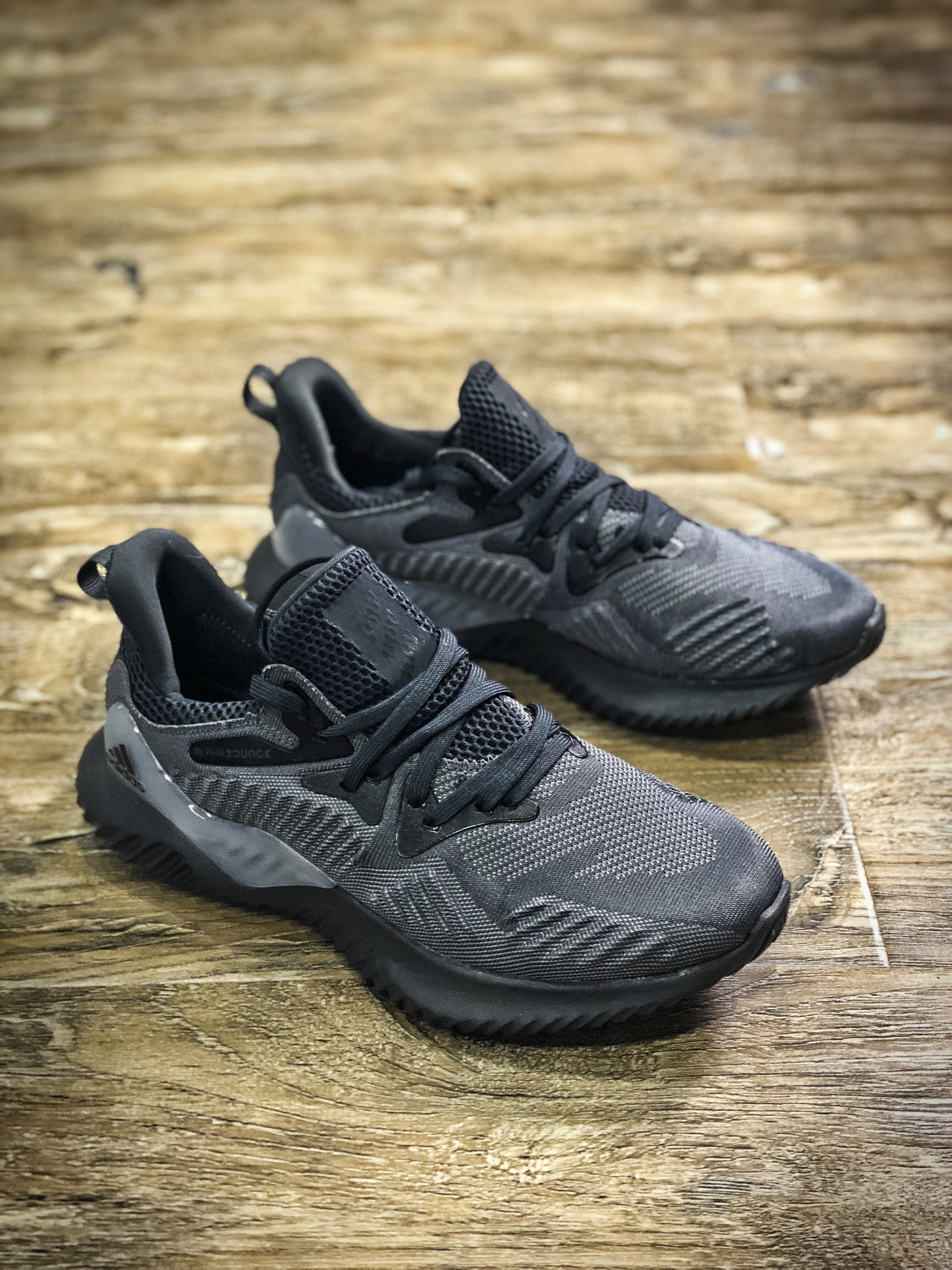 通辽市椰子350v2350v2纯白跑鞋货源