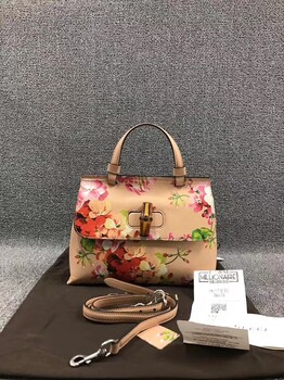 Gucci，女生竹节花卉单肩斜挎包